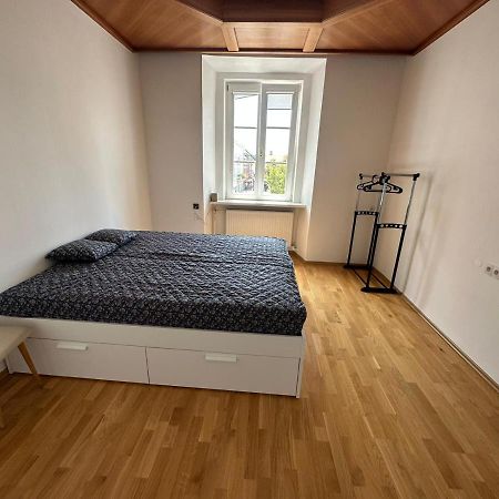 Central Plaza Great Apartment 4 Bedroom 3 Bathroom Bruckneudorf Ngoại thất bức ảnh