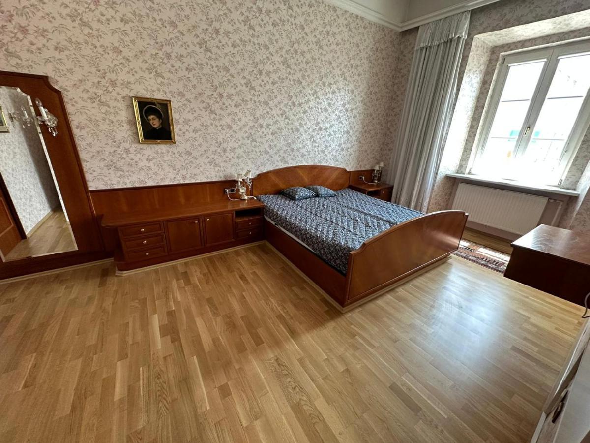 Central Plaza Great Apartment 4 Bedroom 3 Bathroom Bruckneudorf Ngoại thất bức ảnh